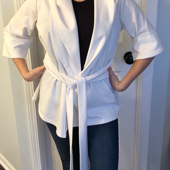 White jacket - Picture 2 of 6